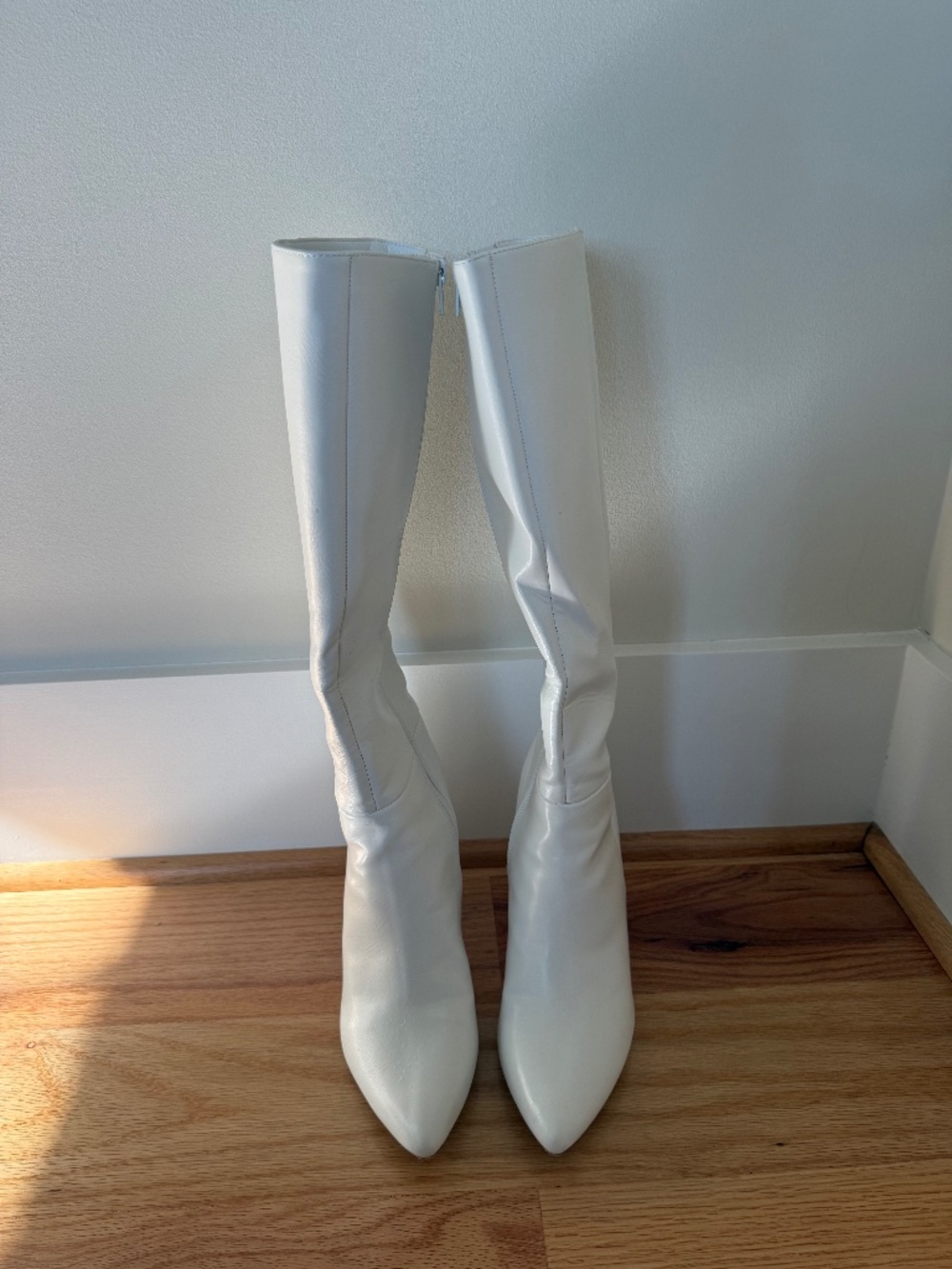 High boots - Picture 1 of 3